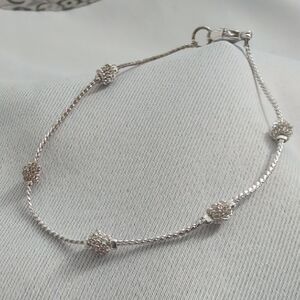 Dainty Bracelet with Floral Details